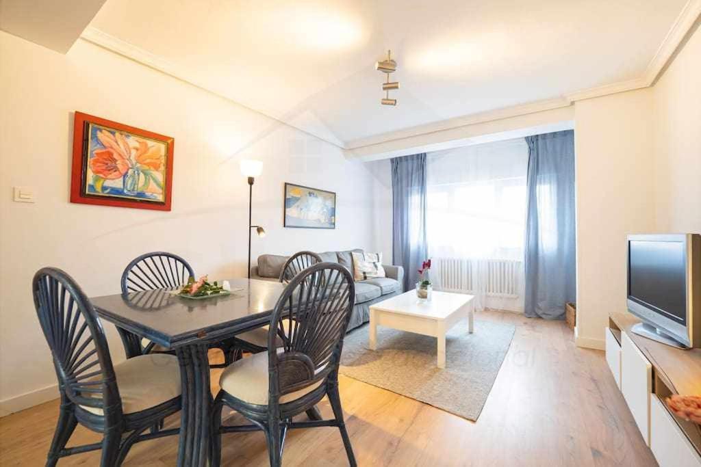 Ferienwohnung El Carbayedo Avilés Exterior foto